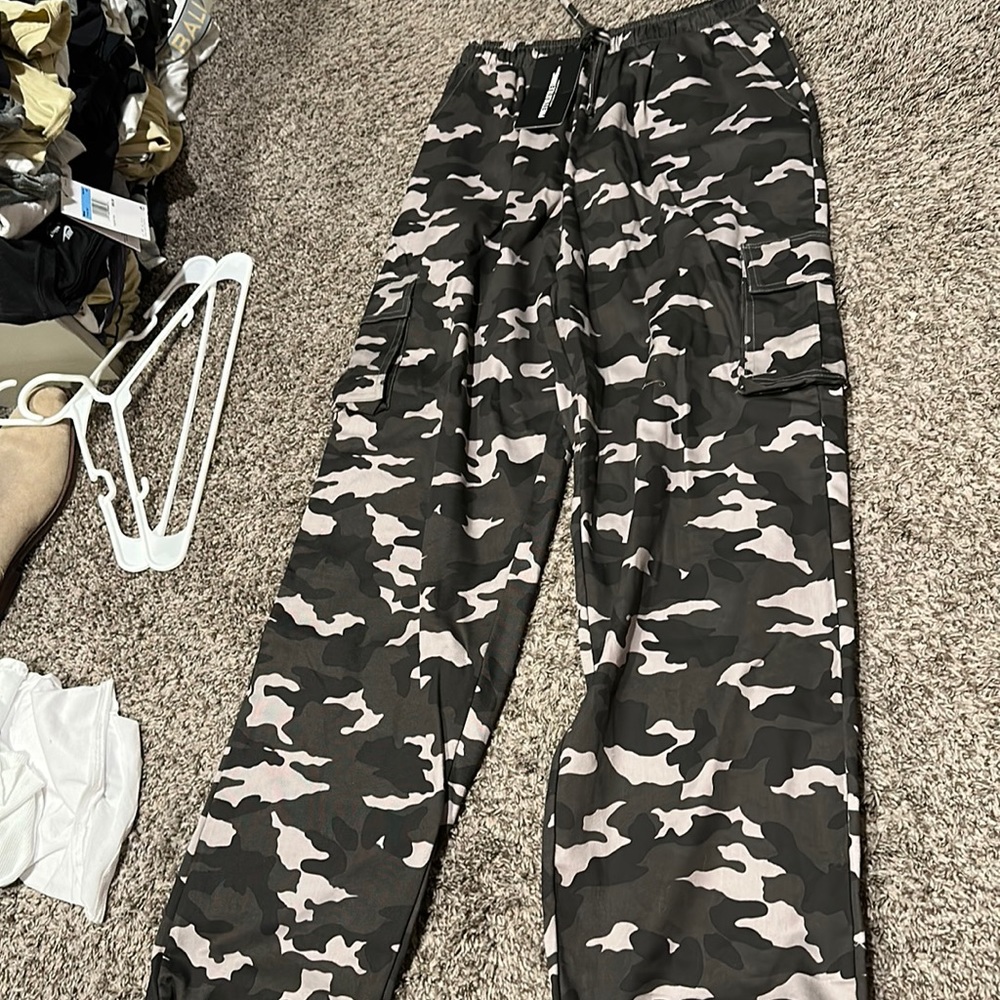 Cargo pants! Never worn!